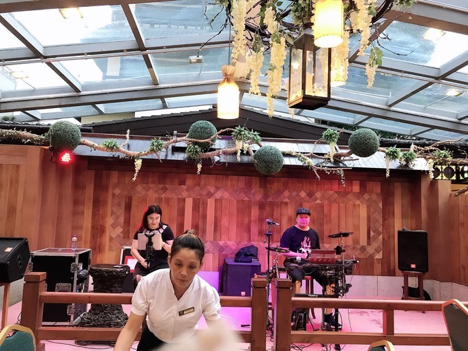 推荐一下珠海泡温泉的地方,珠海御温泉泡温泉看日落