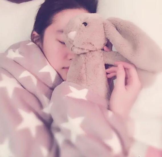 olay首位亚太区品牌代言人,olay和张曼玉合作的广告片