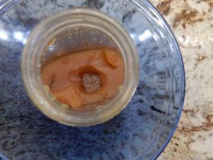 蜂蜜如何去除杂质小妙招,怎样去除蜂蜜味道