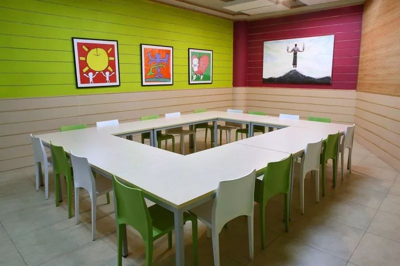 上海民办包玉刚实验学校官网,民办大学包玉刚