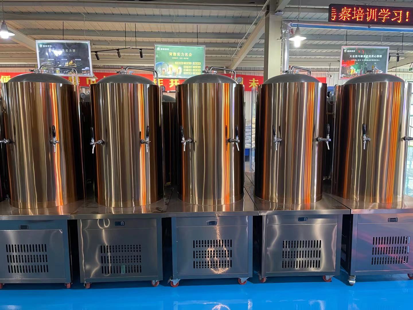 投资小型啤酒厂投资多少钱,投资精酿鲜啤需要多少钱