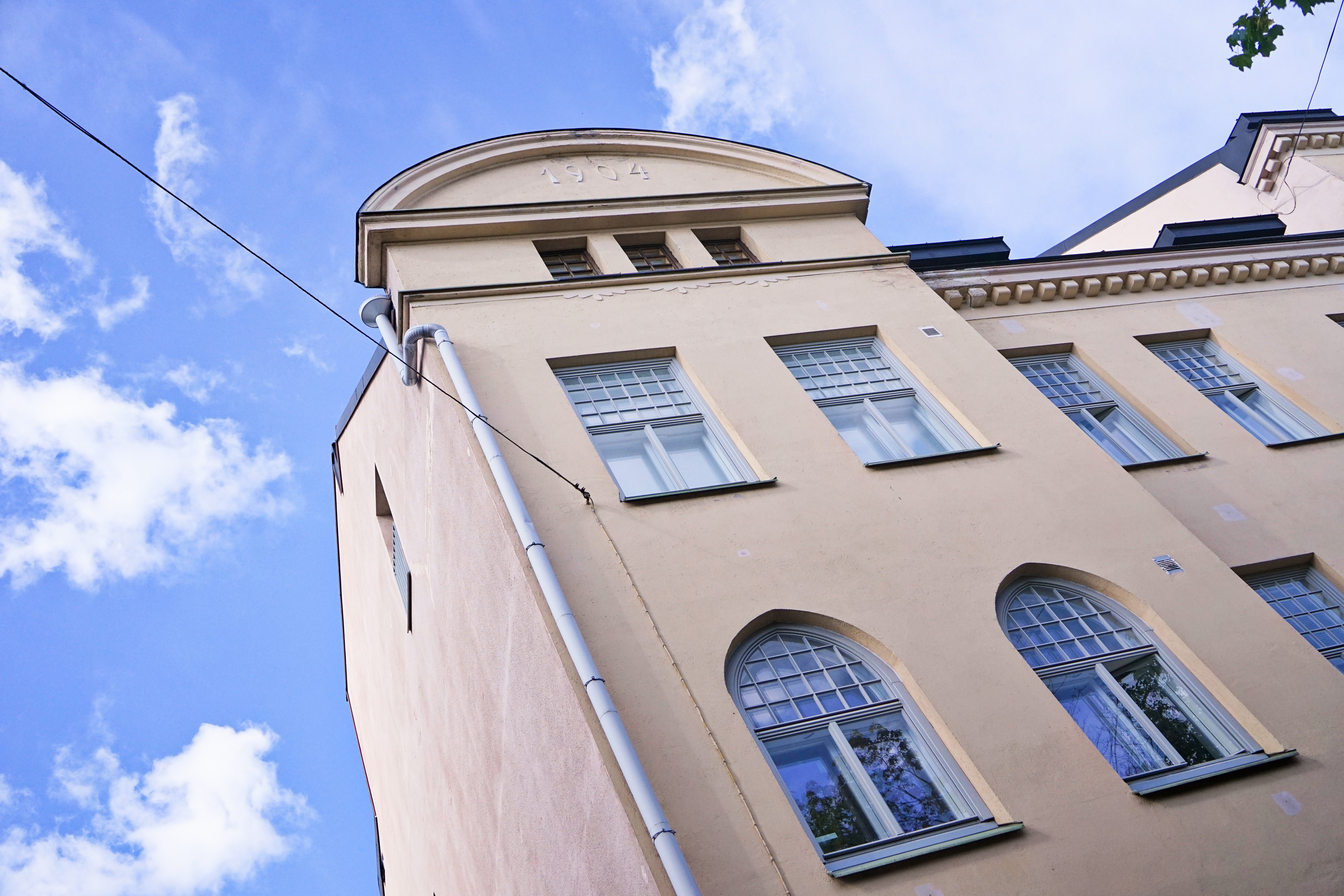 不会英语也能嗨的国家,不会英语能游遍世界吗