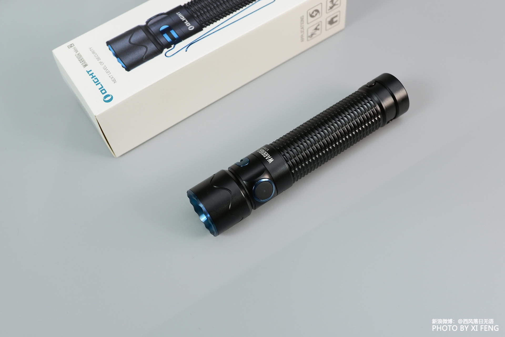 入坑战术手电,老司机推荐了OlightWarriormini2