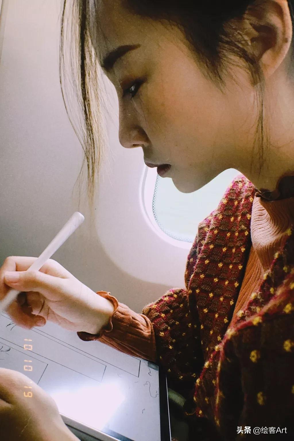 半路出家，成为最会画妖的插画师，一张插画就是别人的月薪