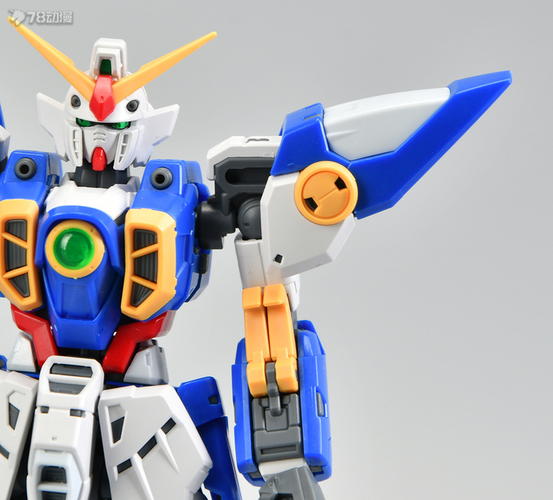 万代高达rgrx78-2,万代rg飞翼零式高达
