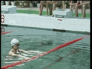 爬泳转身技术,爬泳中后交叉教学