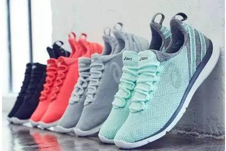 运动鞋湿透了怎么清洗晾干,运动鞋洗完不防臭