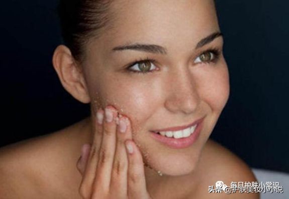 清鼻子毛孔后怎么护肤,什么护肤品改善毛孔粗大草莓鼻