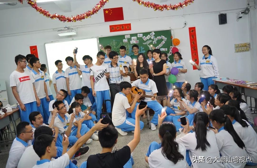 潮汕哪个学校校服最好看,潮汕校服排名前十