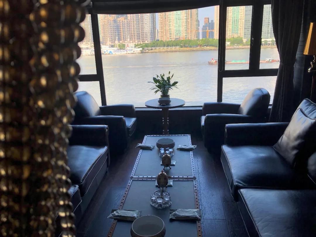 解锁小马路丨与来自时尚之都的DS7，望尽承载百年历史的外马路