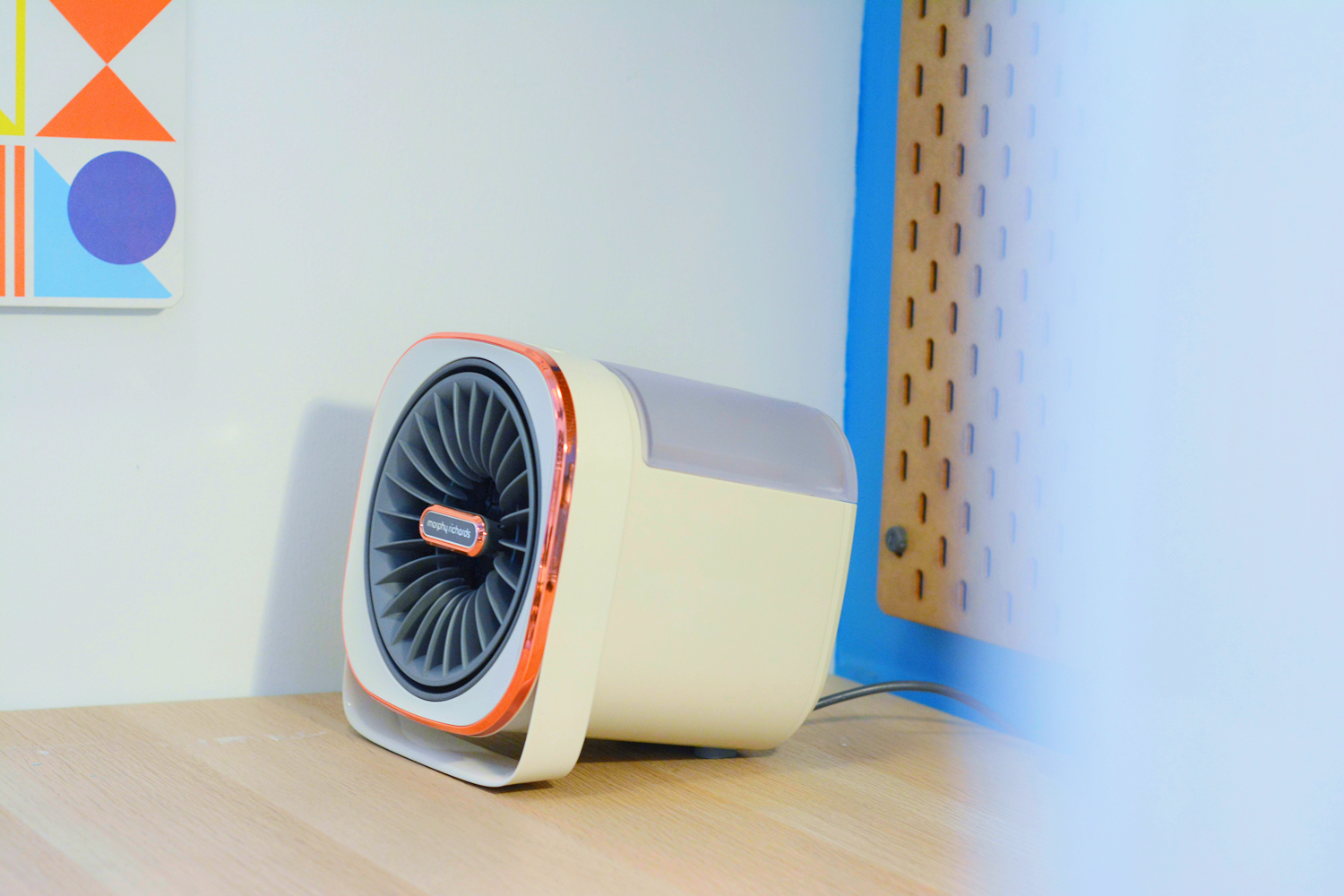 用暖风机房间干燥,暖风机能提高空气湿度吗