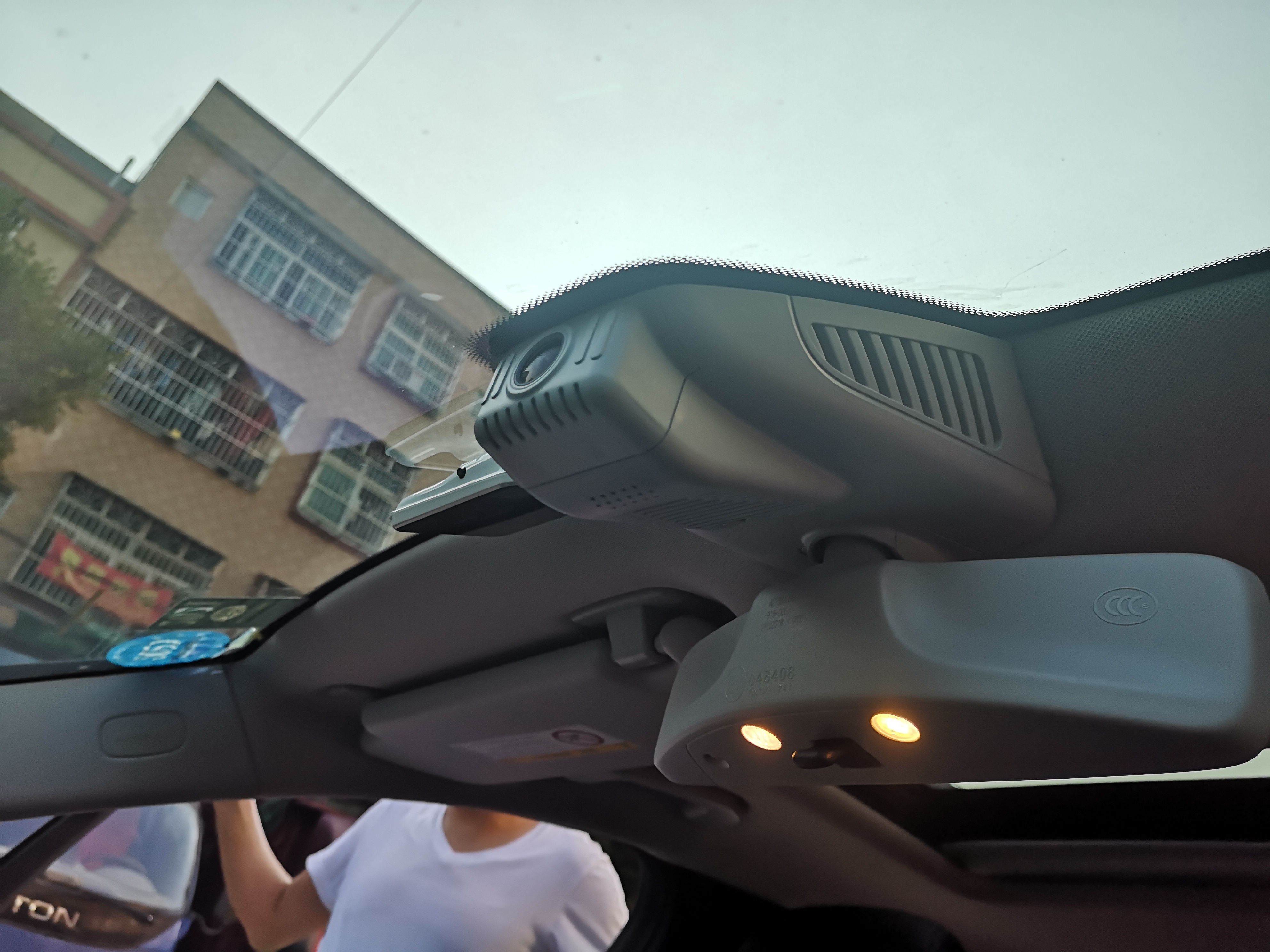 我的立标大C无损安装智看专用隐藏式记录仪过程分享