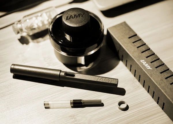 你可以不练字但是不能不控笔,德国原装正品lamy凌美焦点cc钢笔