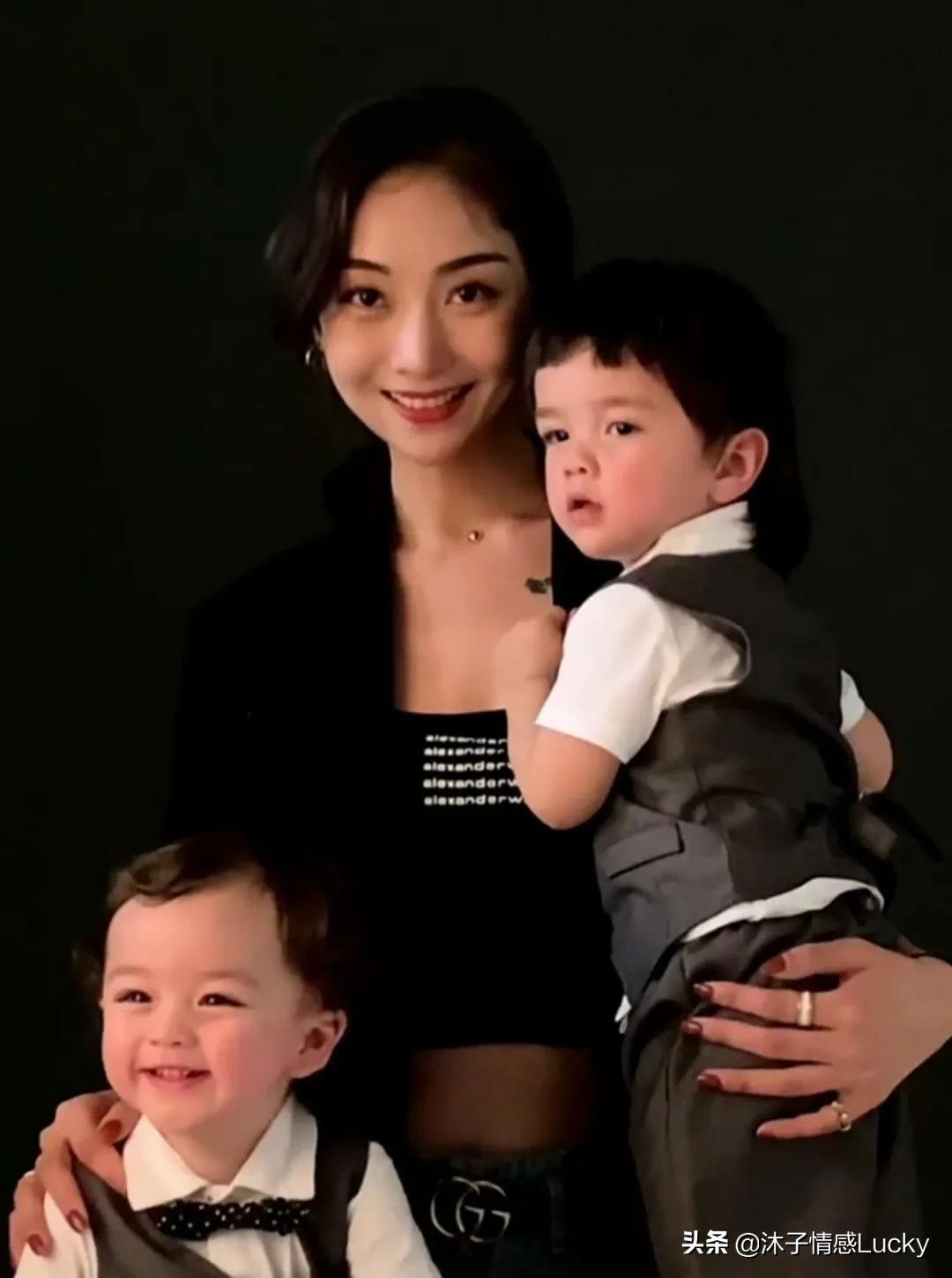 28岁怀孕三胞胎现状,未婚妈妈生下混血3胞胎新闻