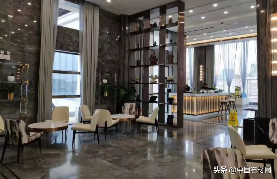 这里的石头凭什么这么“撩”人，因为她美啊