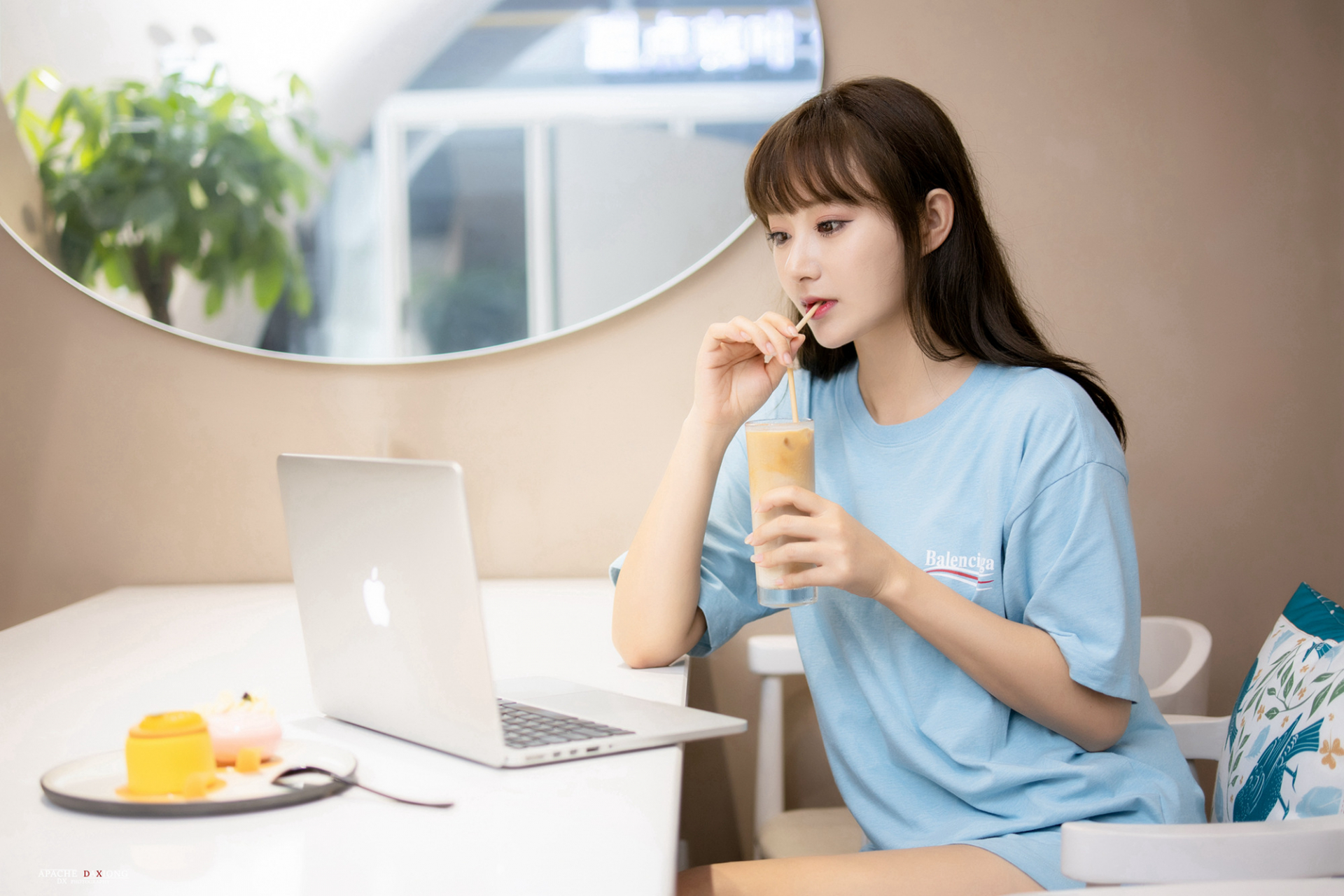 回归色彩,佳能eosm6拍摄人像虚幻