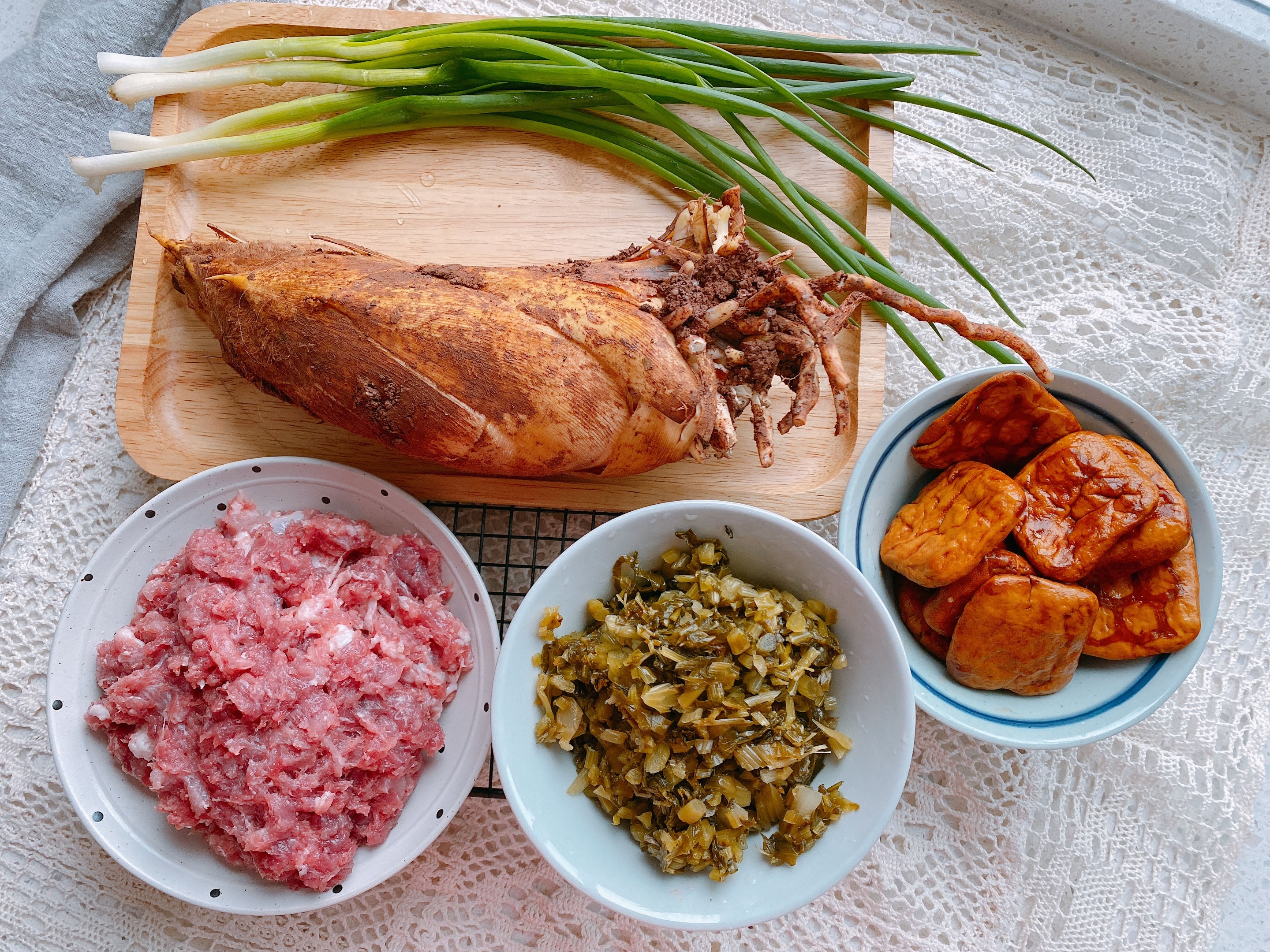 春天吃什么包子最好,春天什么馅的包子好吃