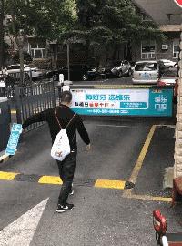 玉米地发现不明液体怎么办,玉米地发现的怪事