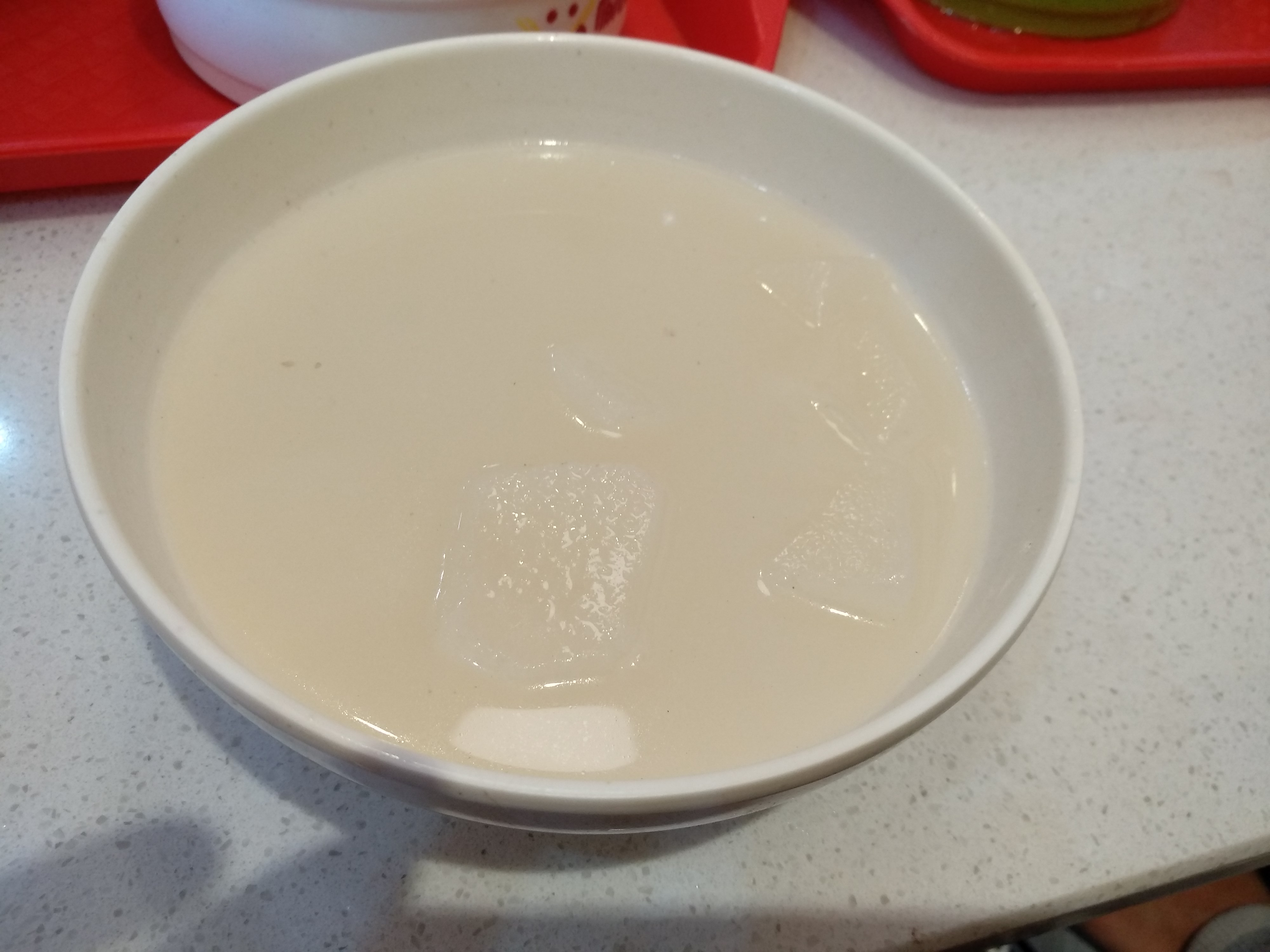 禄丰日记:中午不想做饭,花43元在愉筷吃了一餐