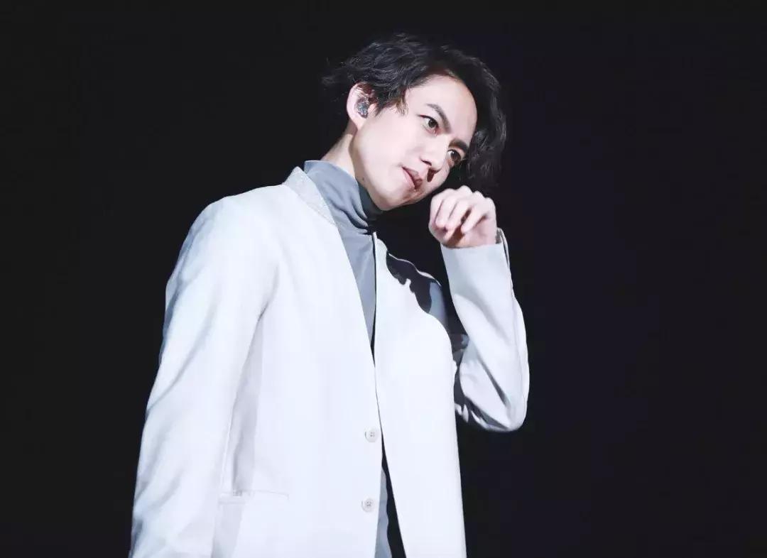 史上公认百首经典华语金曲,15首华语乐坛难以超越的金曲