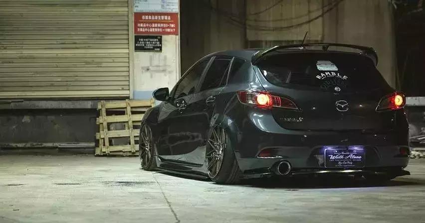 改装马自达星骋两厢2.0,马自达星骋改装气动低趴