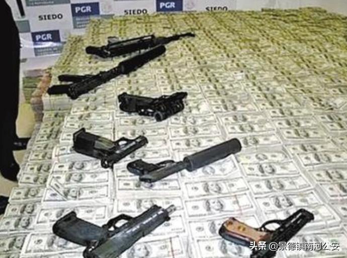 他被人称为华人毒王，用感冒药提炼原料，被捕时家里搜出两亿美金