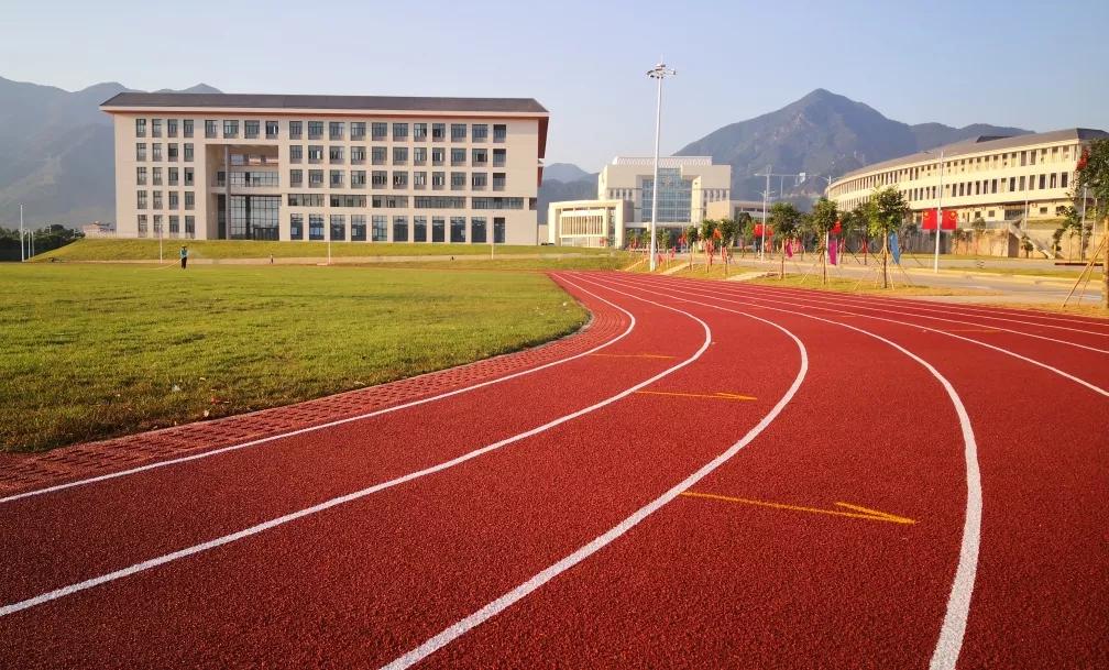 广东科贸职业学院一分钟了解,广东科贸职业学院清远校区校运会