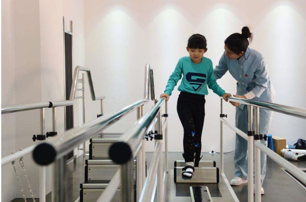 三甲医院「封针」治愈脑瘫患儿，是医学神话，还是骗人鬼话？