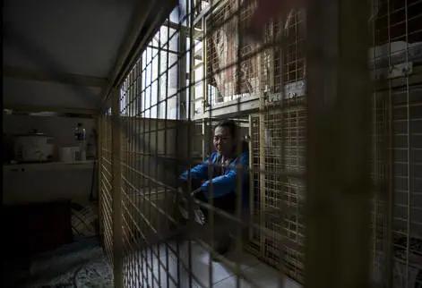 香港蜗居生活惊呆澳媒,香港人的蜗居真实生活