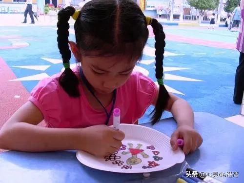 家庭教育中的6种实用方法,孩子的家庭教育方法家长请收藏