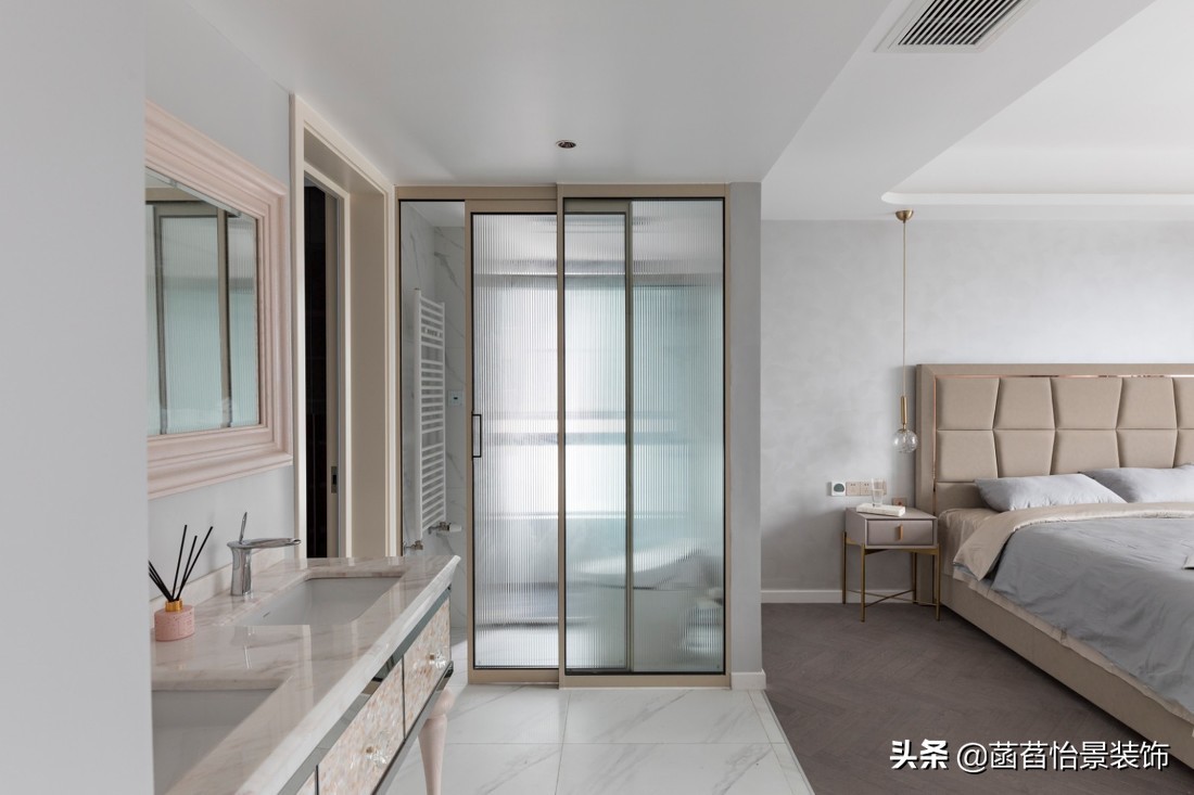 130平轻奢暖色风格,130平暗灰风格