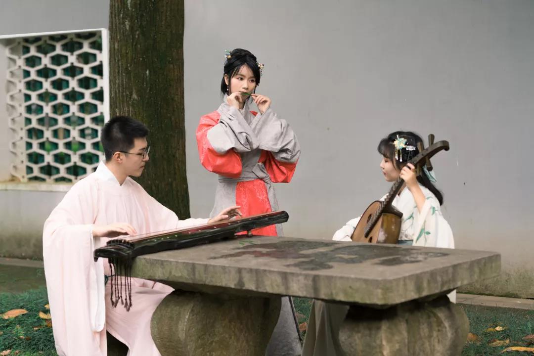 坐拥16个食堂、豪华宿舍和校内鸟巢!中南大学才是真正的超高颜值!