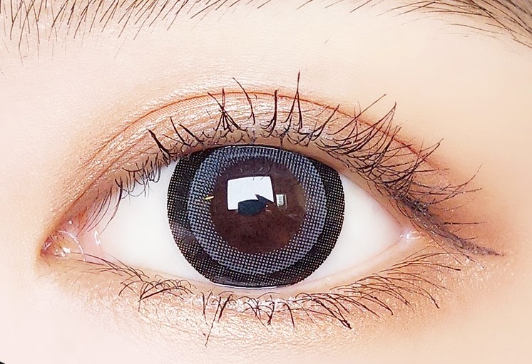 怎么戴美瞳又轻松又快的方式,戴美瞳怎么做到眼睛不眨