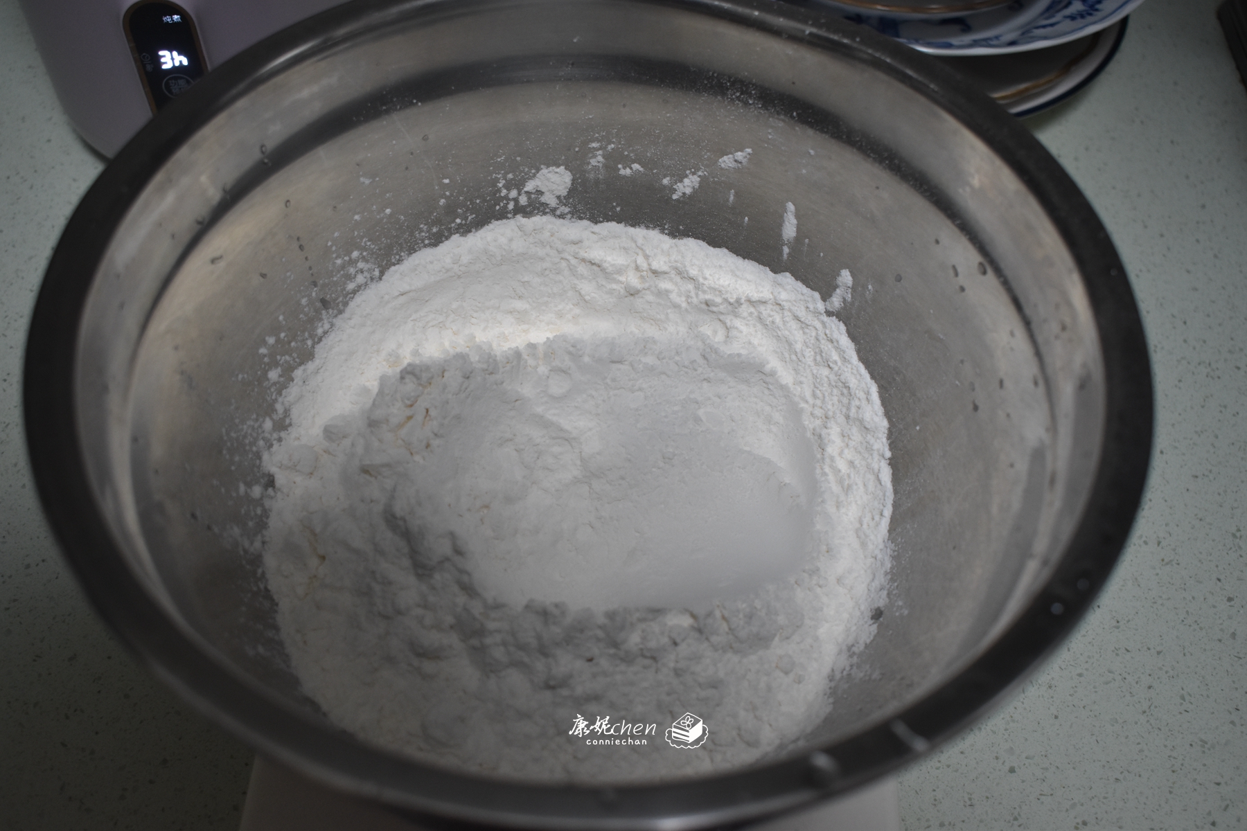 发面饼最懒人做法不用擀面不用烙,手不沾面发面饼的家常做法诀窍