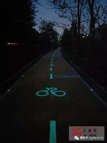 不用电发光冷热水龙头,自发光不发光怎么调