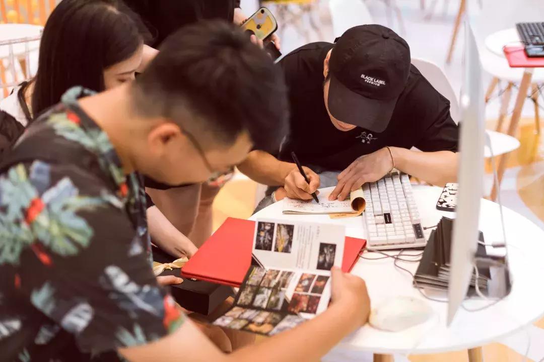 从万元婚纱照到10万婚宴,为什么全福州备婚的人都来参加喜事会