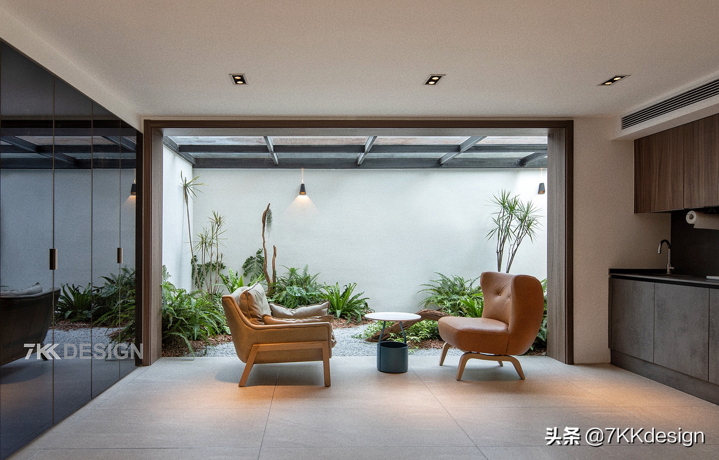 海边联排别墅小院实景现代轻奢,独栋带院子的小别墅年代感