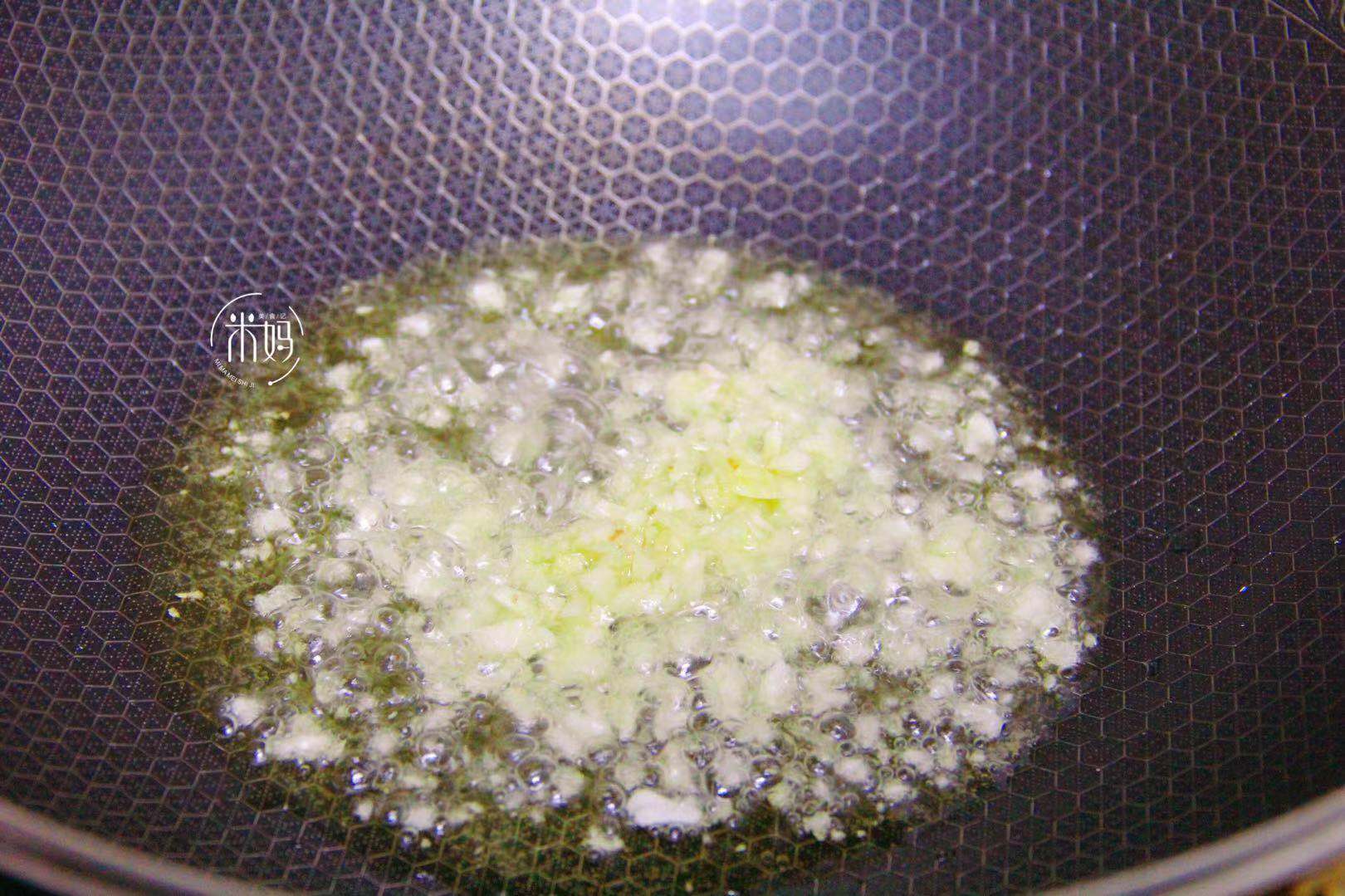 冬天多做此菜脆嫩香甜营养美味,此菜鲜嫩又脆爽