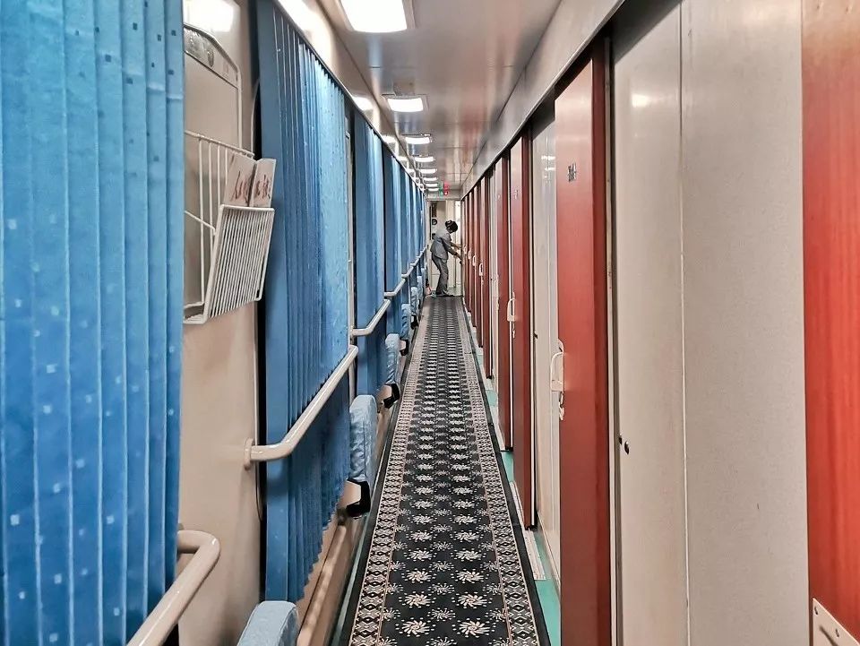 软卧并不软为什么叫软卧,为什么软卧比硬座贵