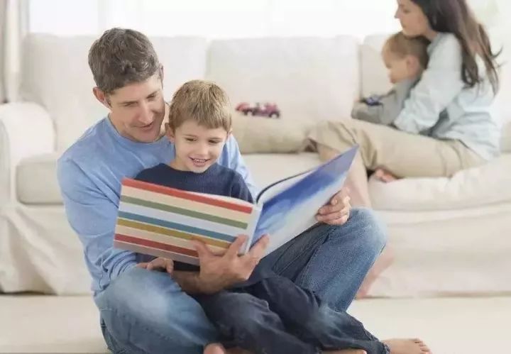 打完孩子后的自责,打完孩子特别后悔怎么办