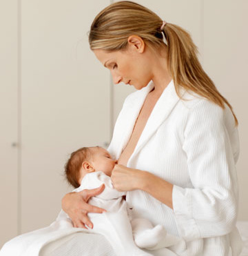 “一边喂奶，一边崩溃”，母乳喂养这三道关，你过了吗？