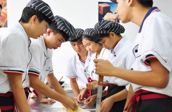 初中中考没考好可以复读什么学校,中考考不上到底能不能复读