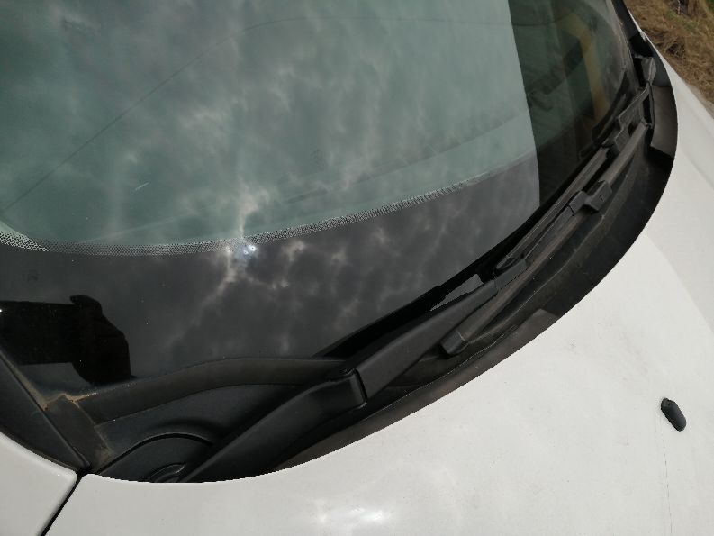 怎么解决福克斯发动机漏水,12款福克斯发动机舱漏水怎么解决