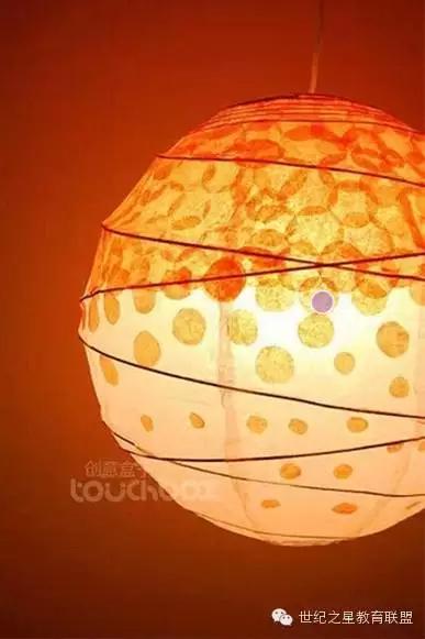 春节大红灯笼手工制作方法,用废旧材料做春节手工灯笼