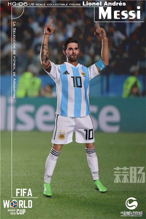 梅西1:1雕像,梅西早期一条龙