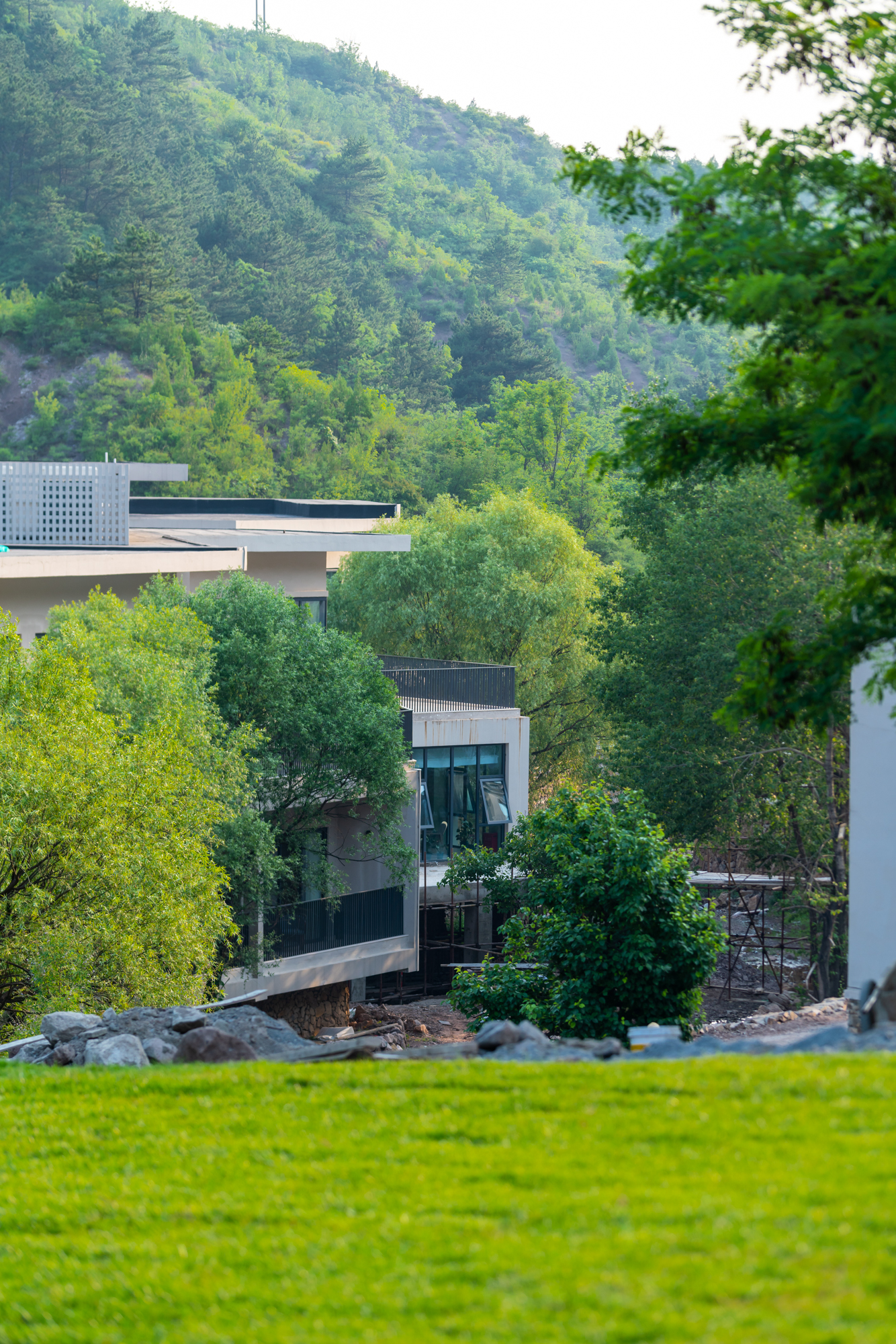 司马台长城的壮观雄奇+北方人的梦里水乡,都在这座京郊水镇了