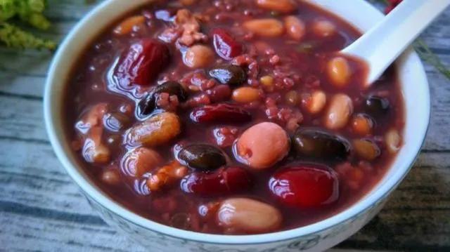 绾㈣悵鍗滆湝铚滅敎绔ヨ埃姝岃瘝,绾㈣悵鍗滆湝铚滅敎鍘熺増