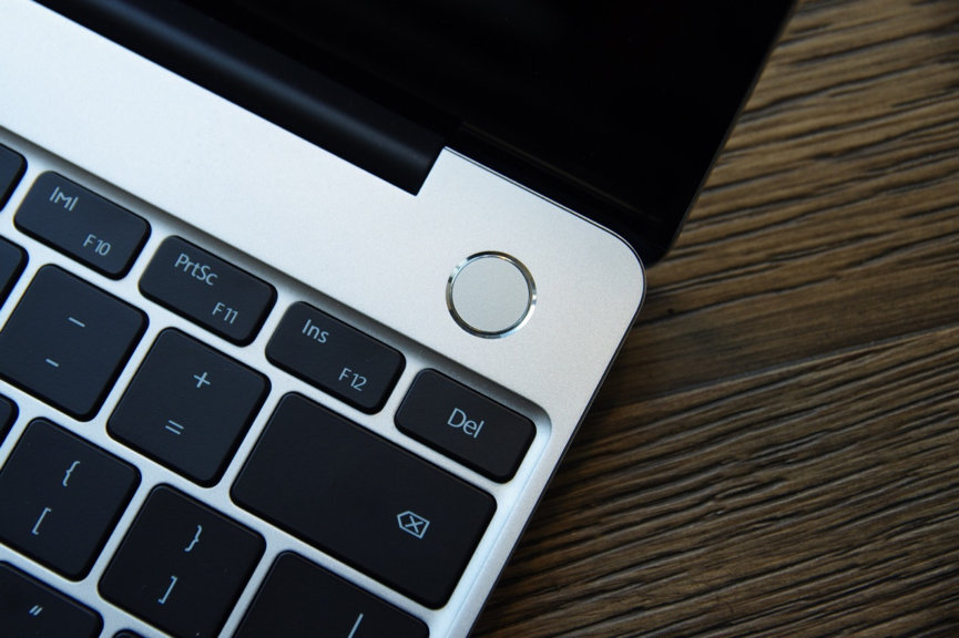 华为笔记本matebook13i3测评,华为笔记本matebook13深空灰评测