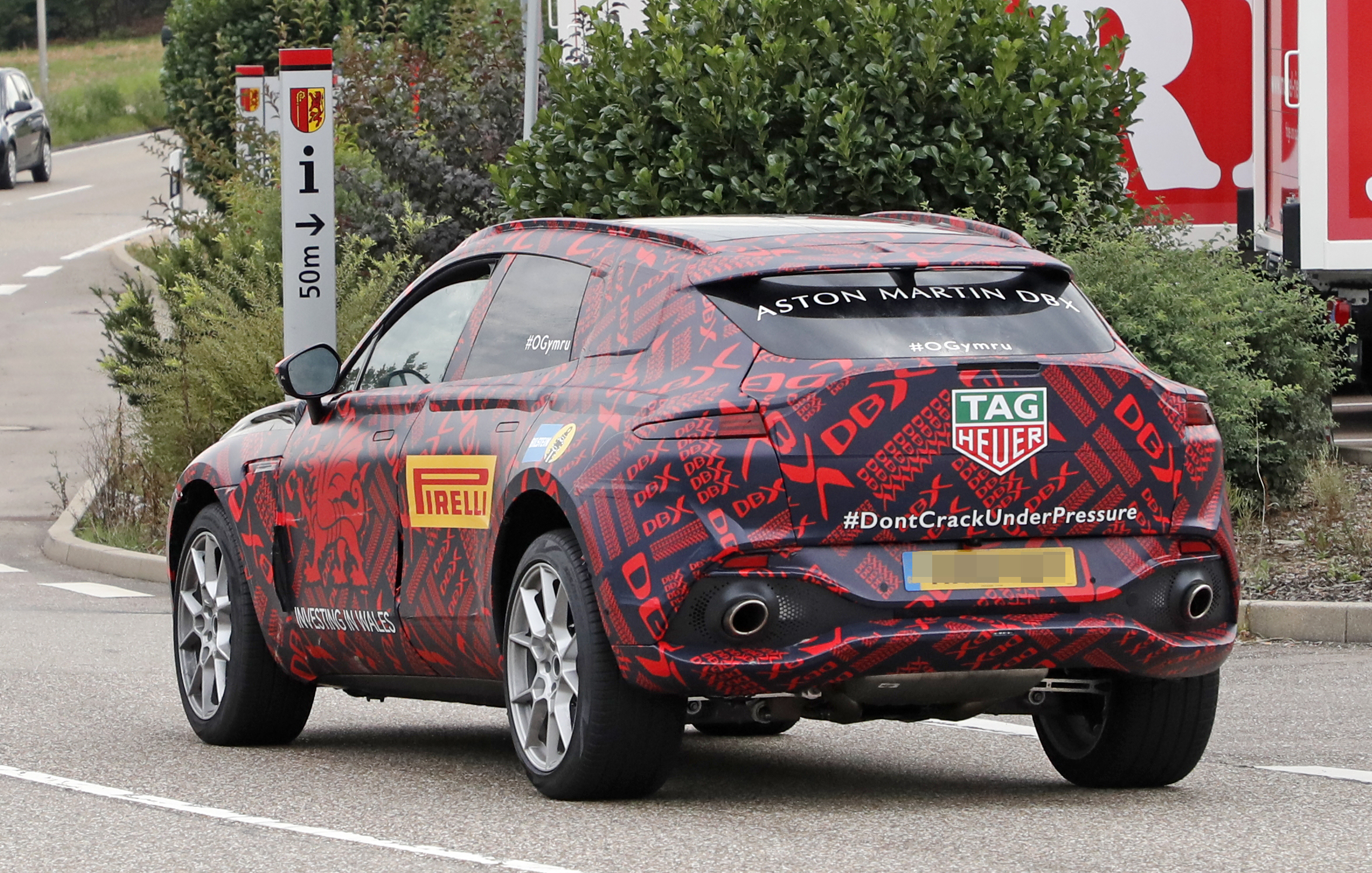 dbx卖的怎么样,dbx车身