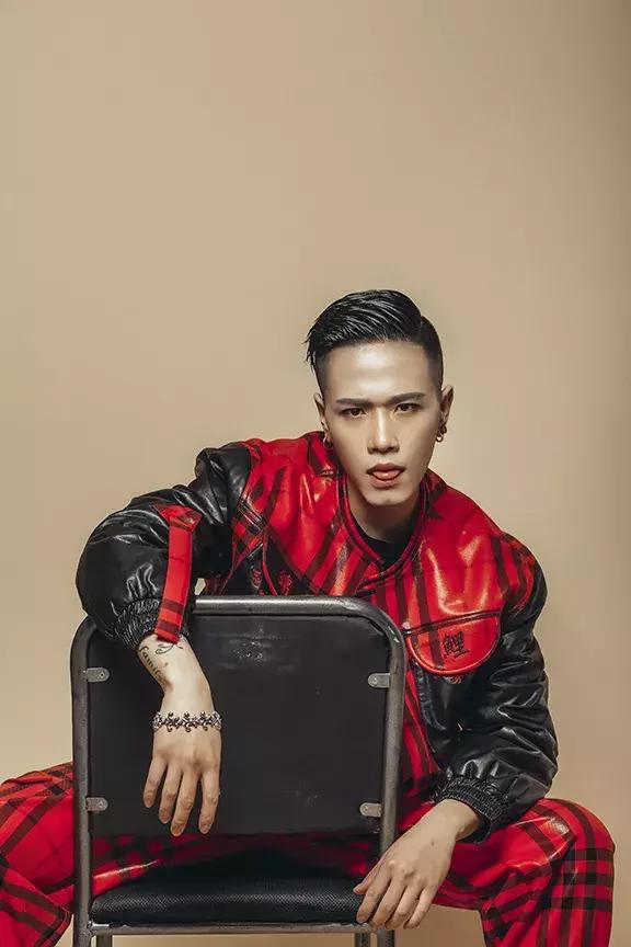 留言送券阿福说AFU我用梦想追着光与时尚星际远航!